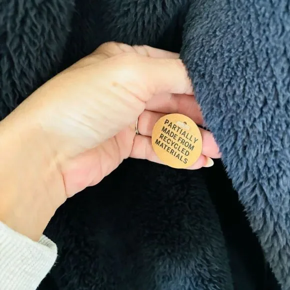 Victoria’s Secret PINK Black Sherpa NWT full zip soft teddy jacket mock neck poc - Picture 5 of 11